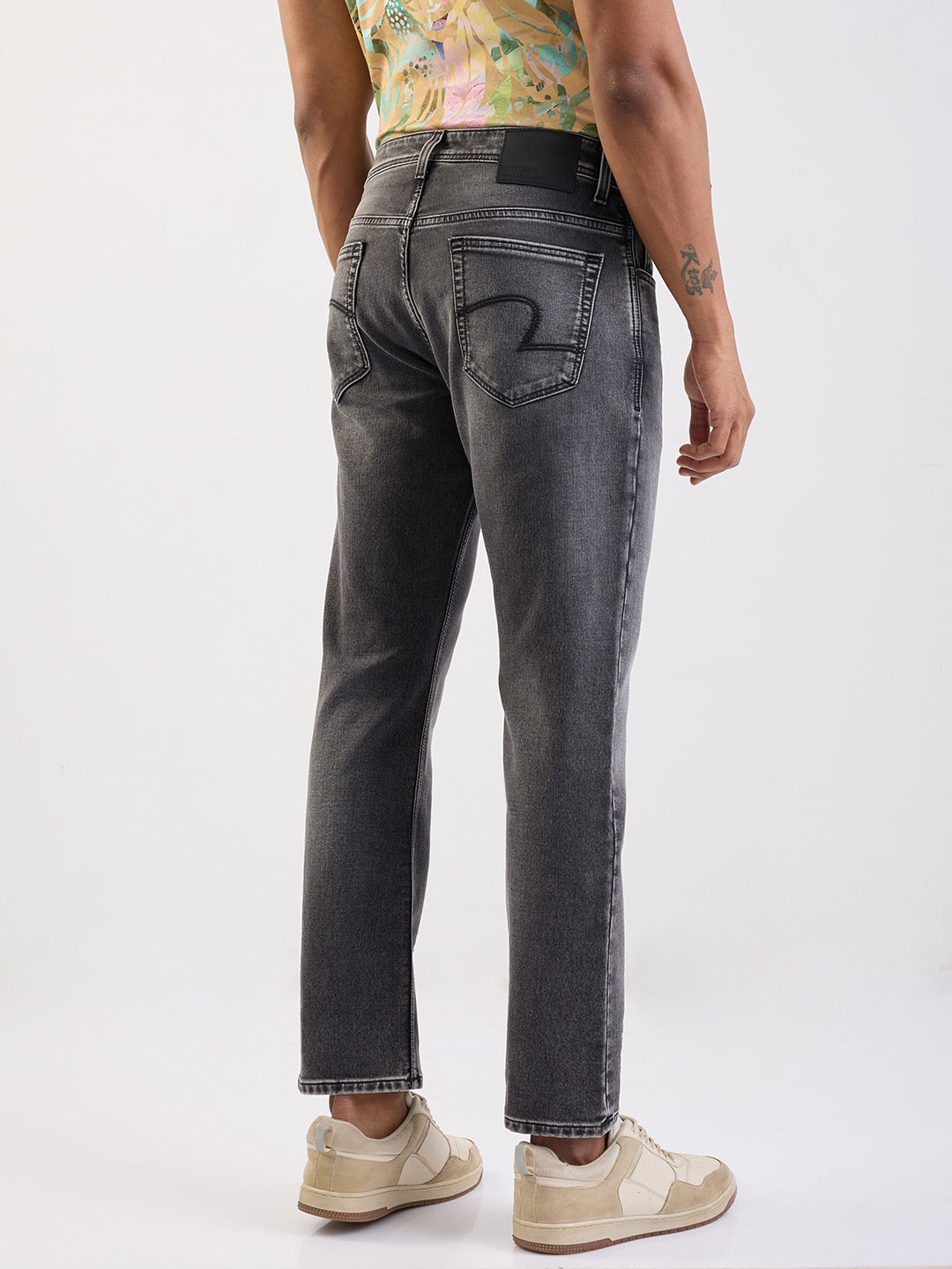 Spykar Charcoal Black Mid Rise Comfort Fit Casual Jeans For Men