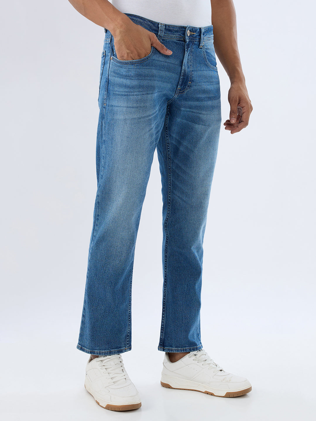 Spykar Mid Blue Comfort Fit Mid Rise Jeans For Men
