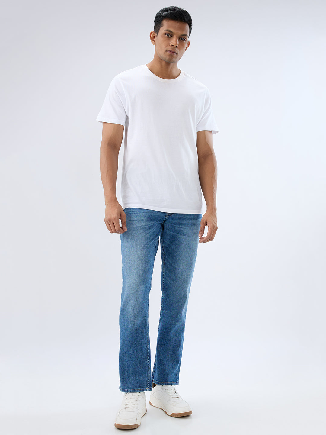 Spykar Mid Blue Comfort Fit Mid Rise Jeans For Men