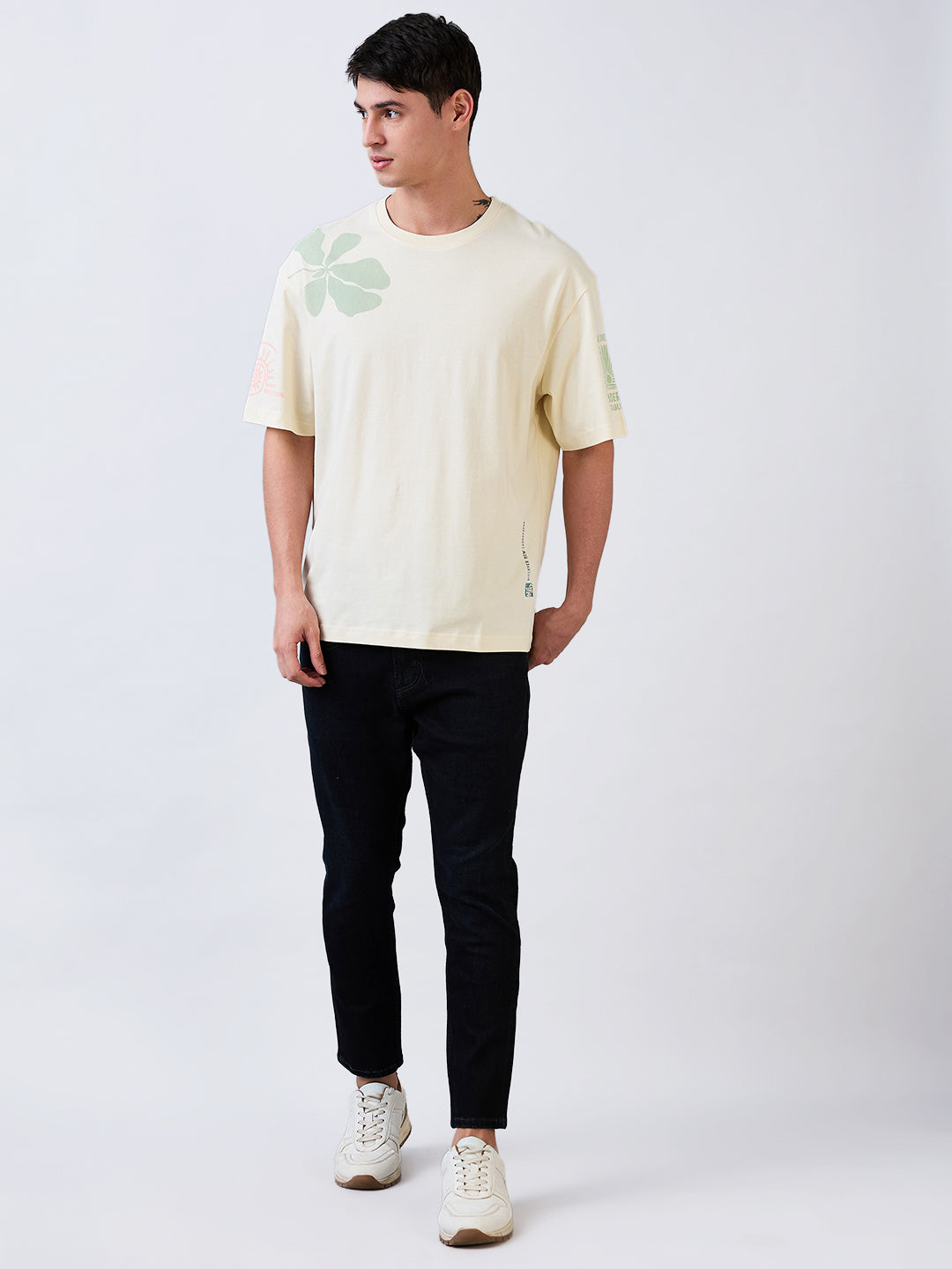 Spykar Slim Fit Mid Rise Cotton Jeans For Men