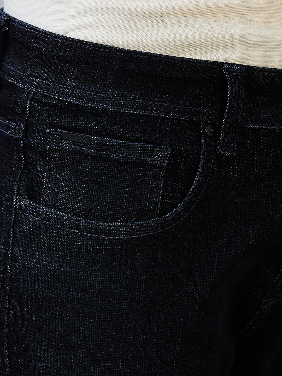 Spykar Slim Fit Mid Rise Cotton Jeans For Men