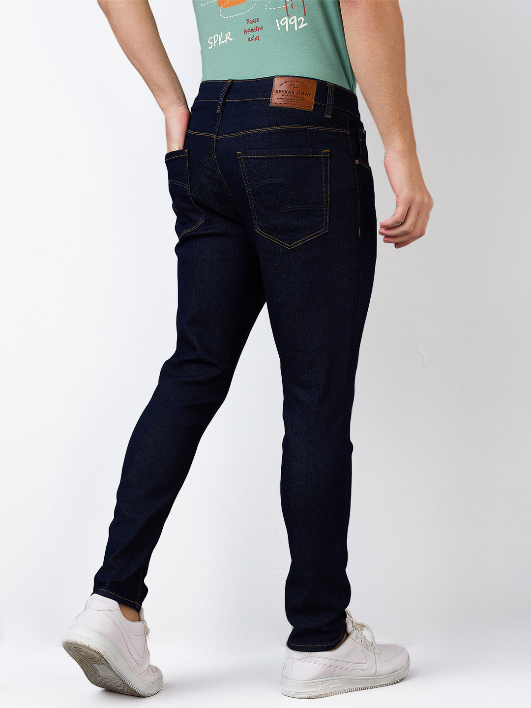 Spykar Slim Fit Mid Rise Cotton Jeans For Men