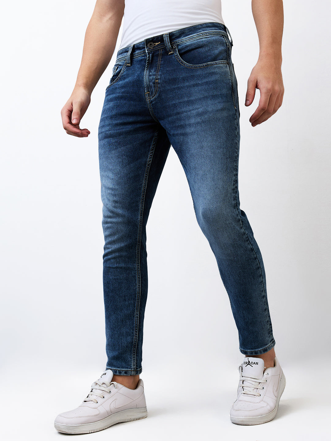 Spykar Slim Fit Mid Rise Cotton Jeans For Men