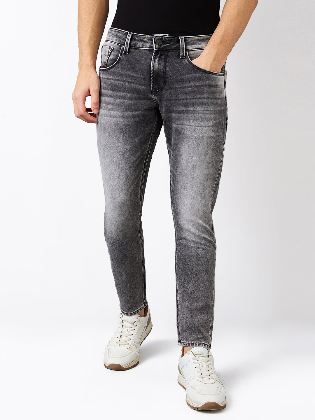 Spykar Slim Fit Mid Rise Cotton Jeans For Men