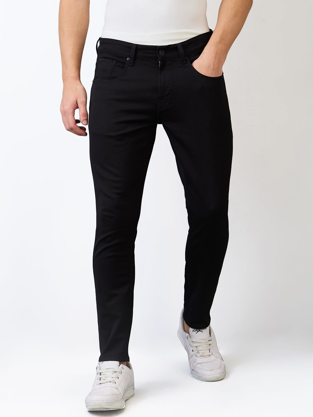 Spykar Slim Fit Mid Rise Cotton Jeans For Men