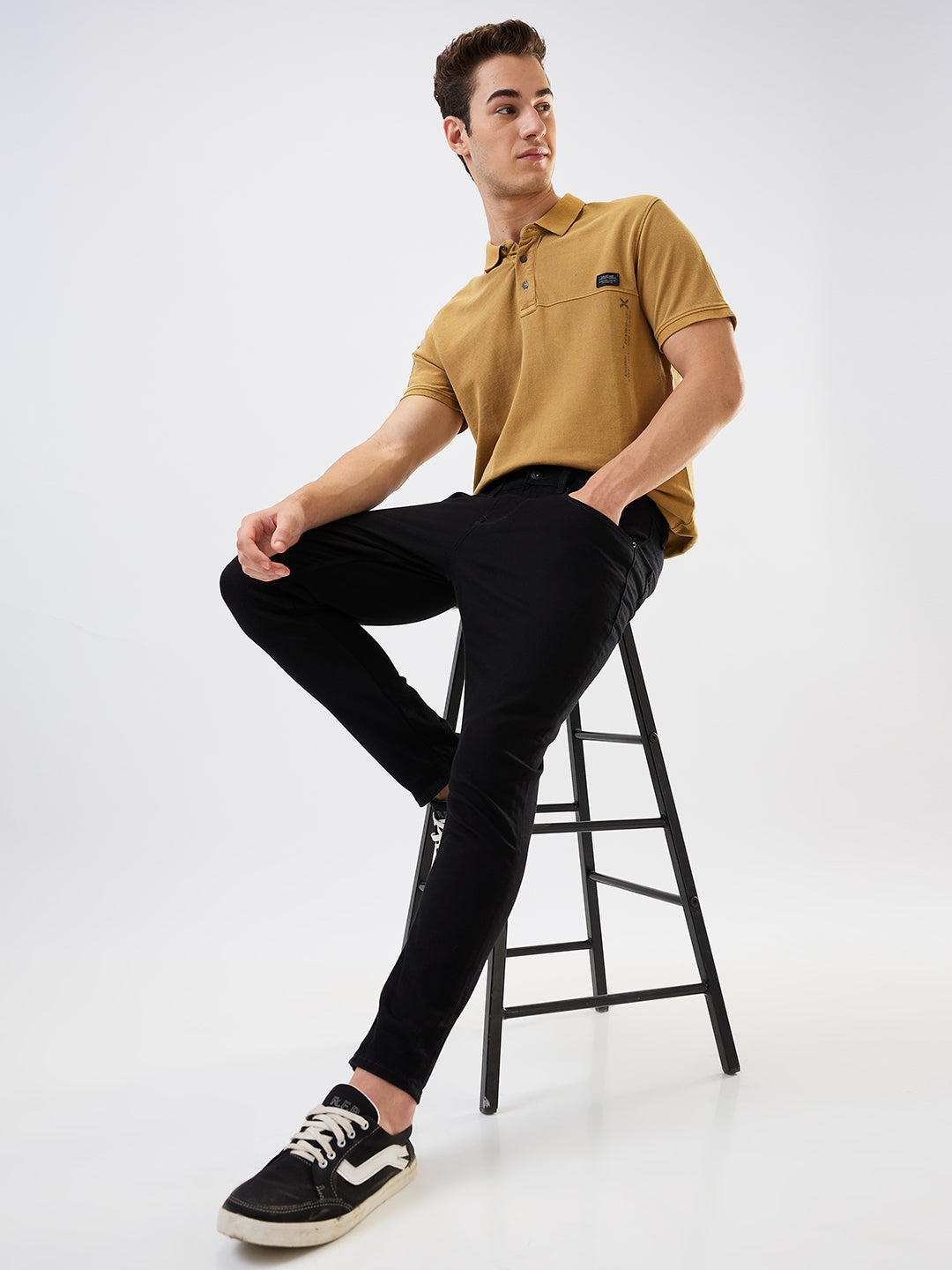 Spykar Black Mid Rise Slim Fit Casual Jeans For Men