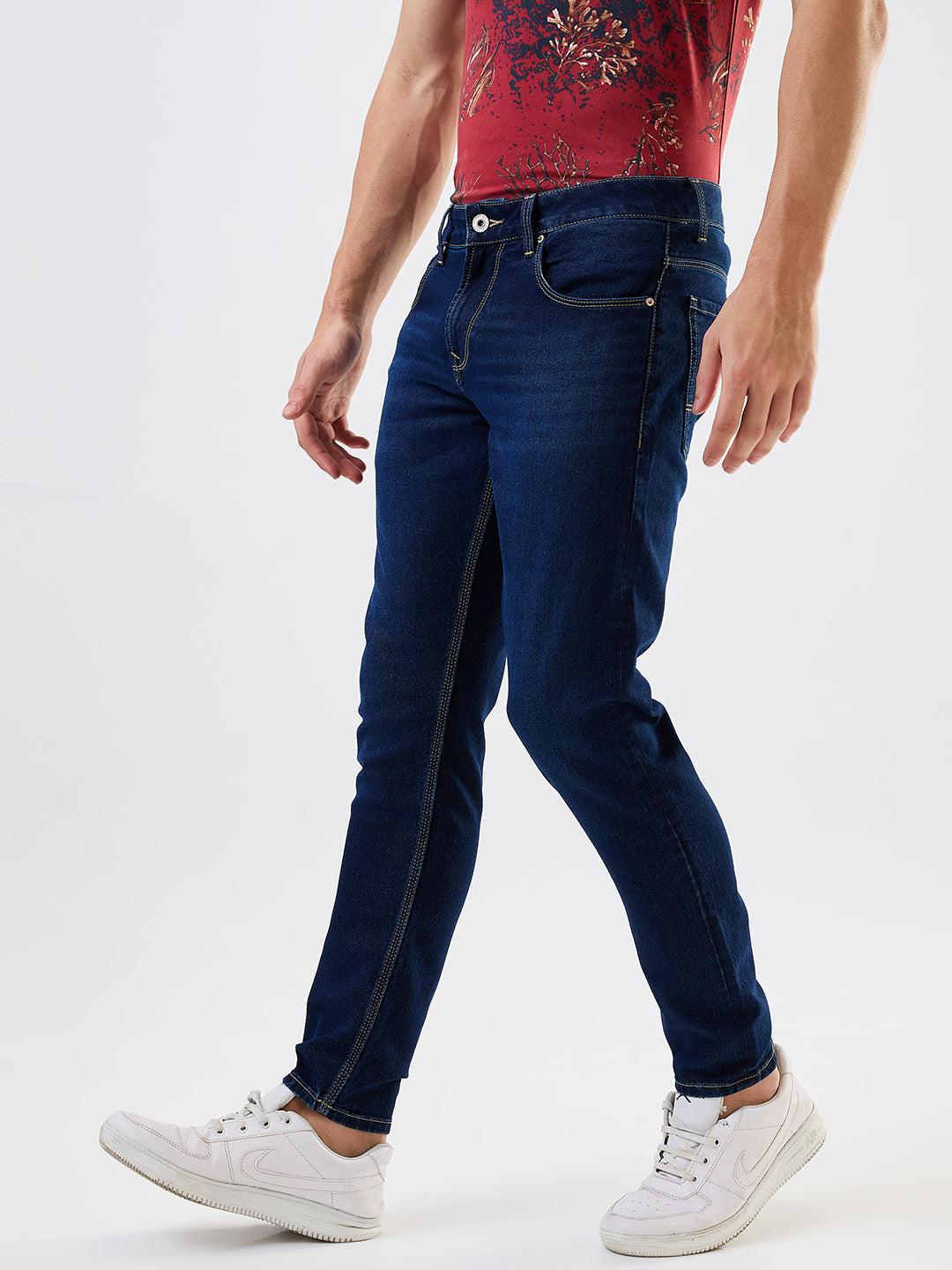 Spykar Slim Fit Mid Rise Cotton Stretch Jeans For Men