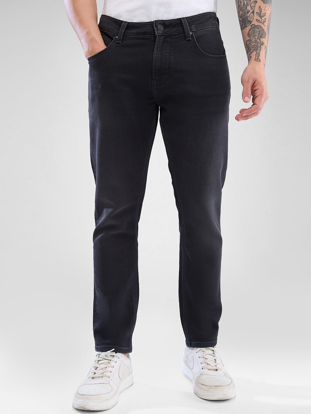 Spykar Charcoal Black Slim Fit Jeans For Men