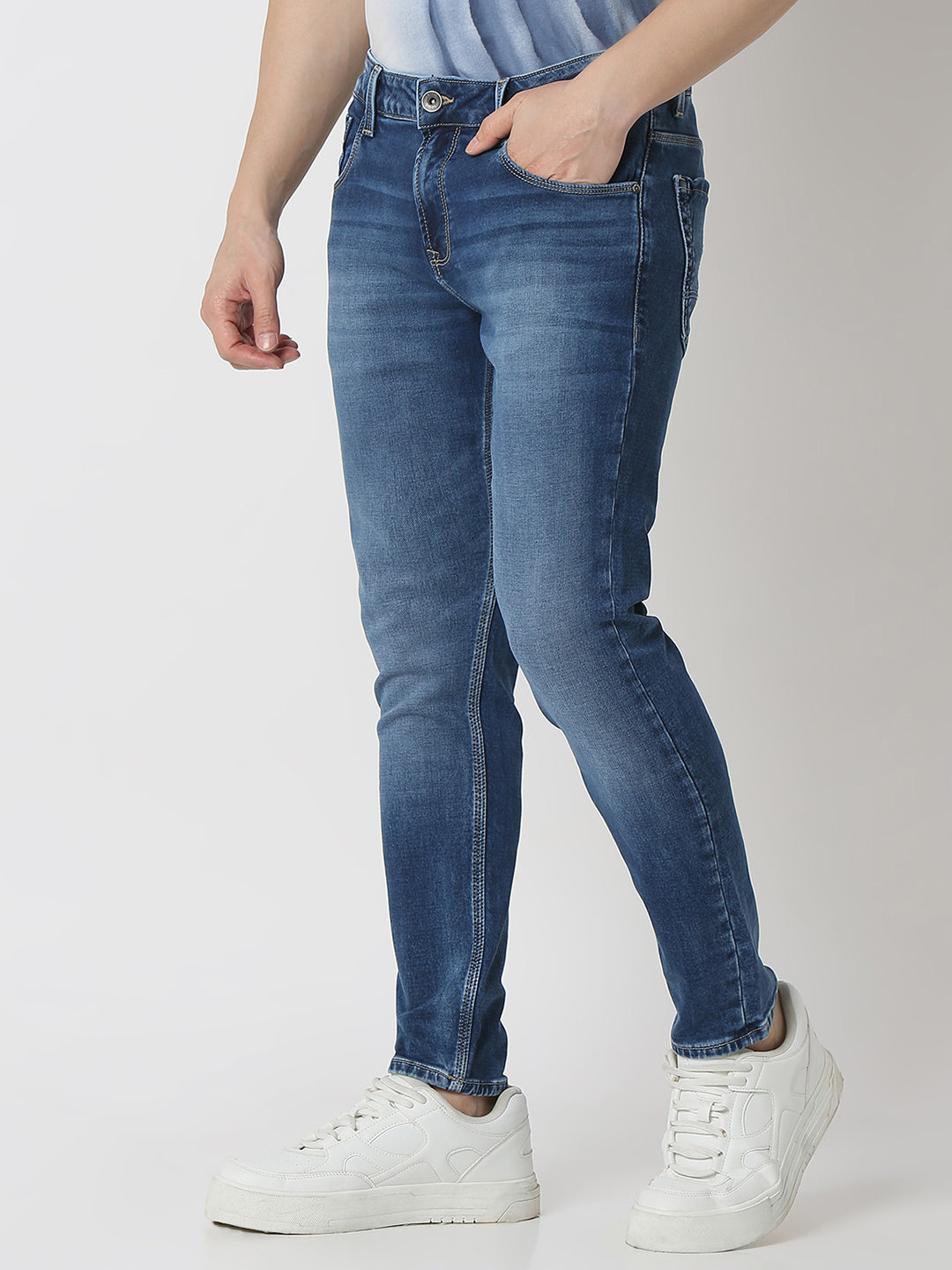 Spykar Mid Blue Mid Rise Slim Fit Jeans For Men