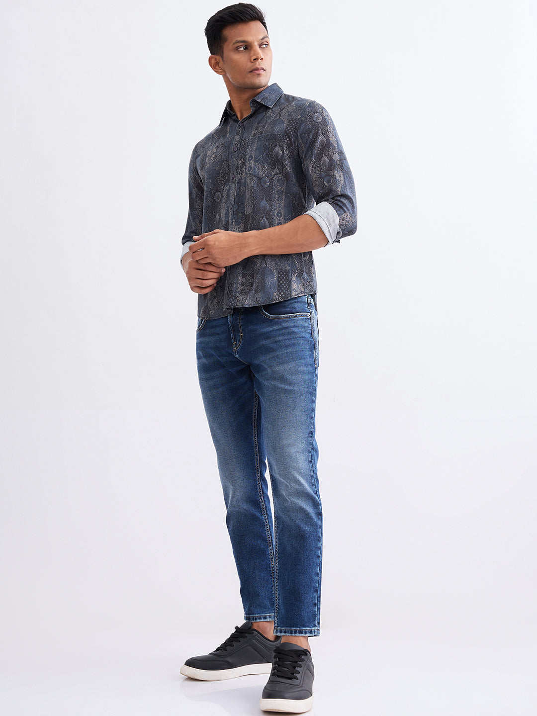 Spykar Bluish Grey Mid Rise Slim Fit Casual Jeans For Men