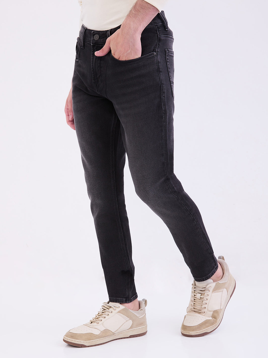 Spykar Carbon Black Mid Rise Slim Fit Casual Jeans For Men