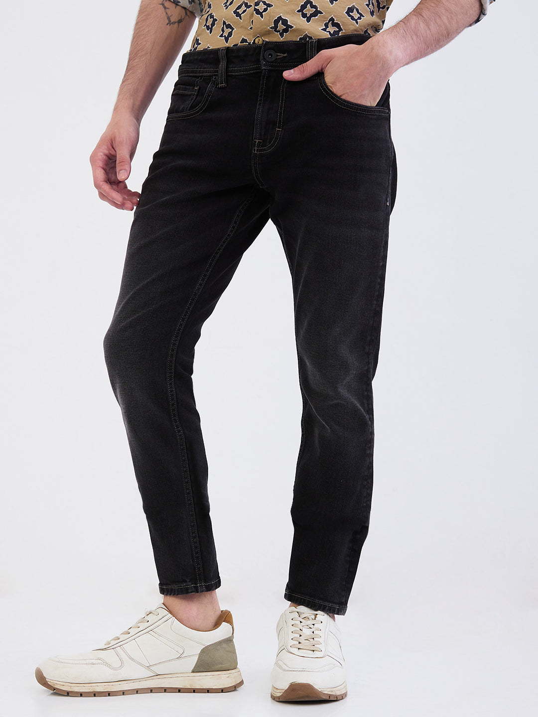 Spykar Charcoal Black Mid Rise Slim Fit Casual Jeans For Men