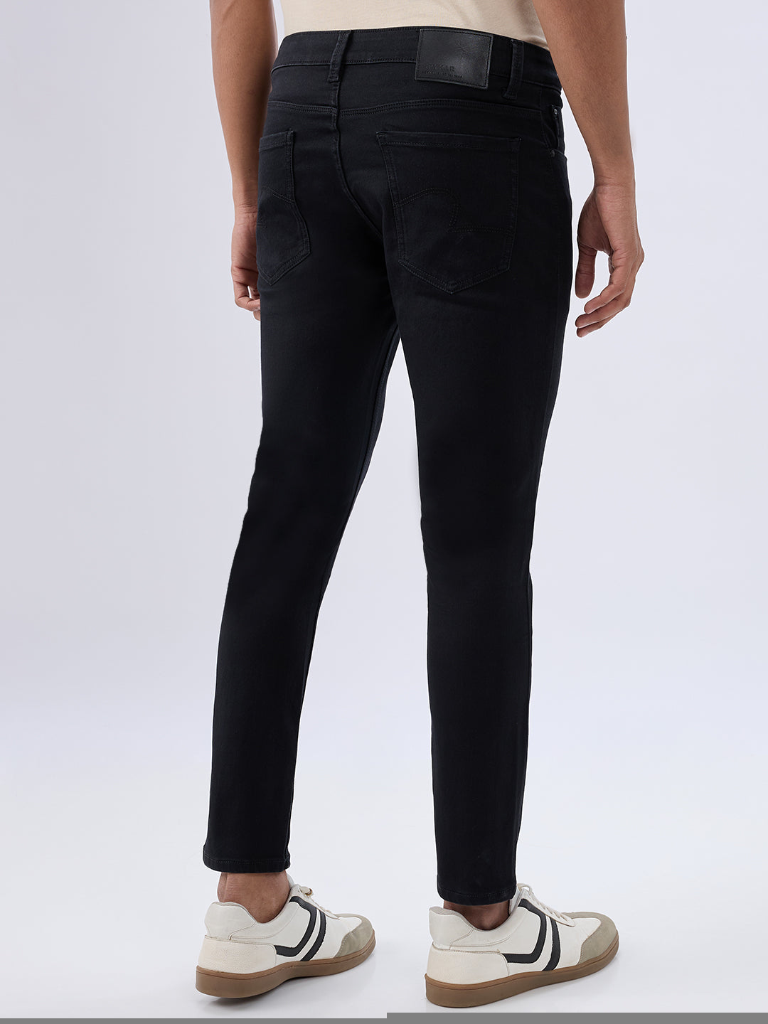 Spykar Black Slim Fit Mid Rise Jeans For Men