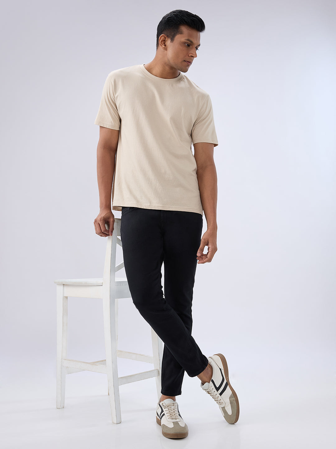 Spykar Black Slim Fit Mid Rise Jeans For Men