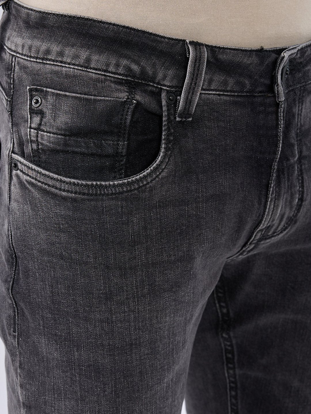 Spykar Carbon Black Slim Fit Low Rise Jeans For Men