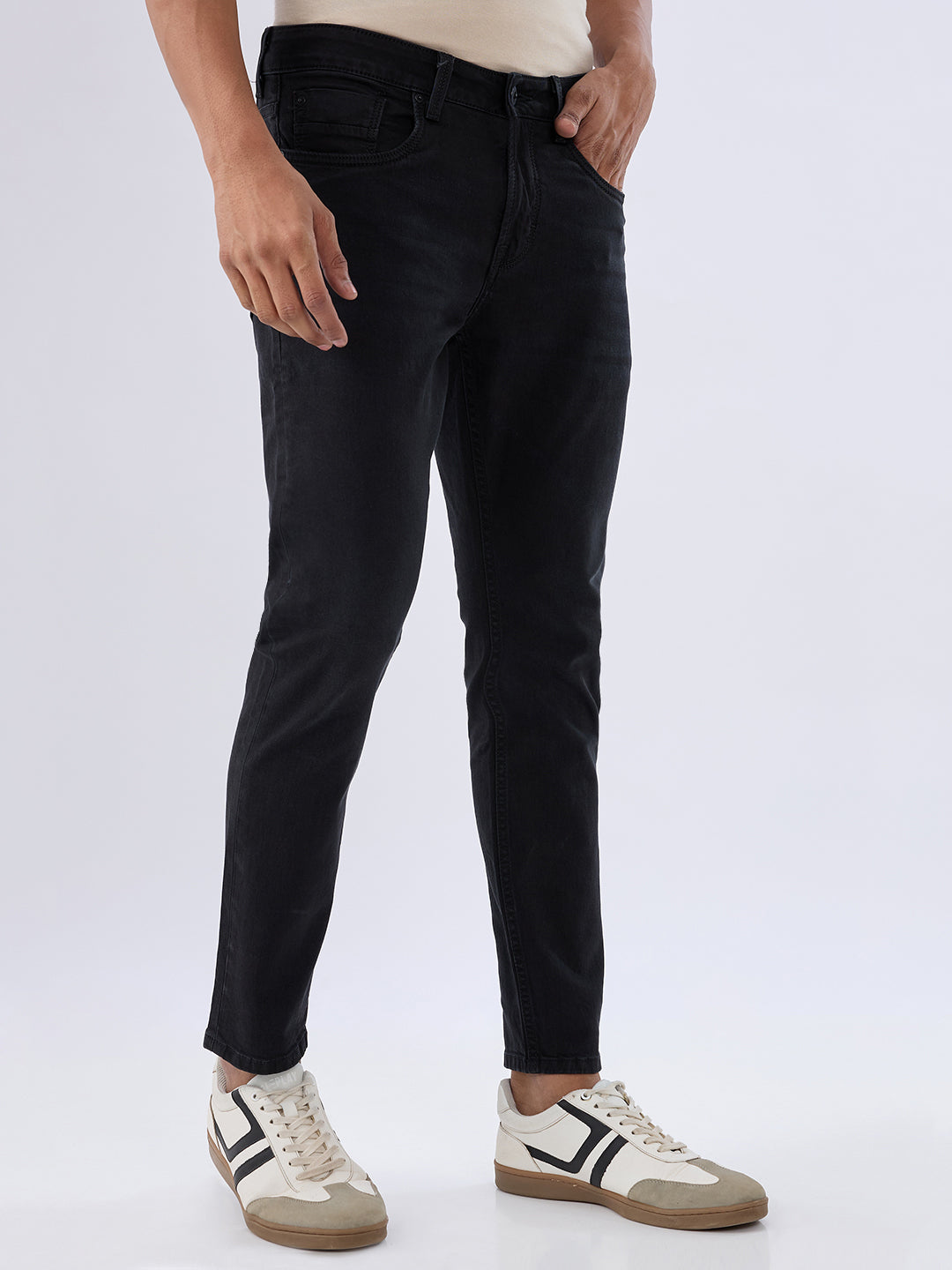 Spykar Black Slim Fit Mid Rise Jeans For Men