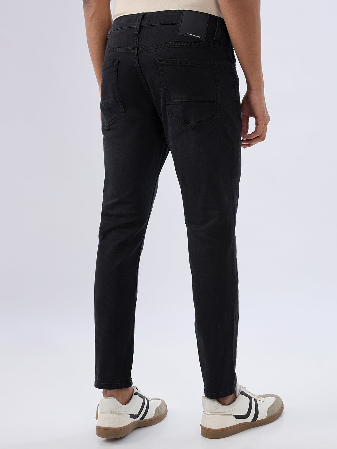 Spykar Black Slim Fit Mid Rise Jeans For Men