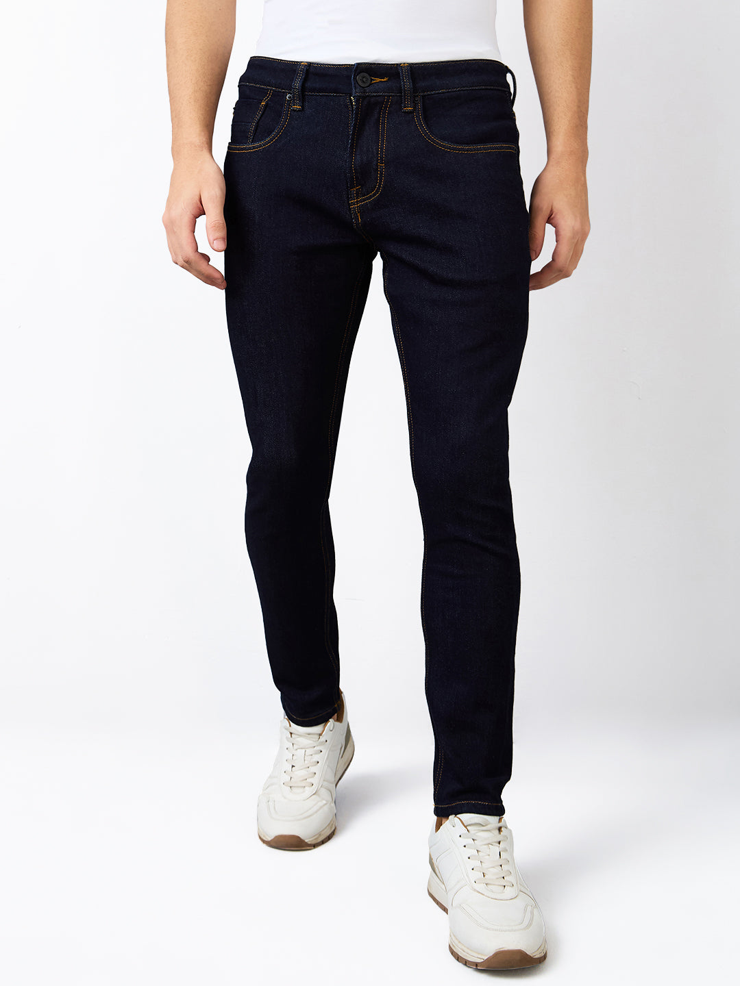 Spykar Slim Fit Mid Rise Cotton Jeans For Men