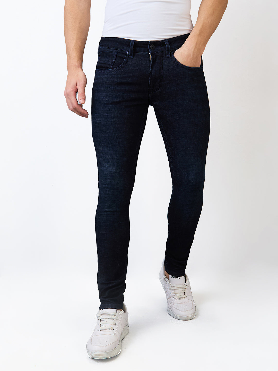 Spykar Slim Fit Low Rise Cotton Jeans For Men