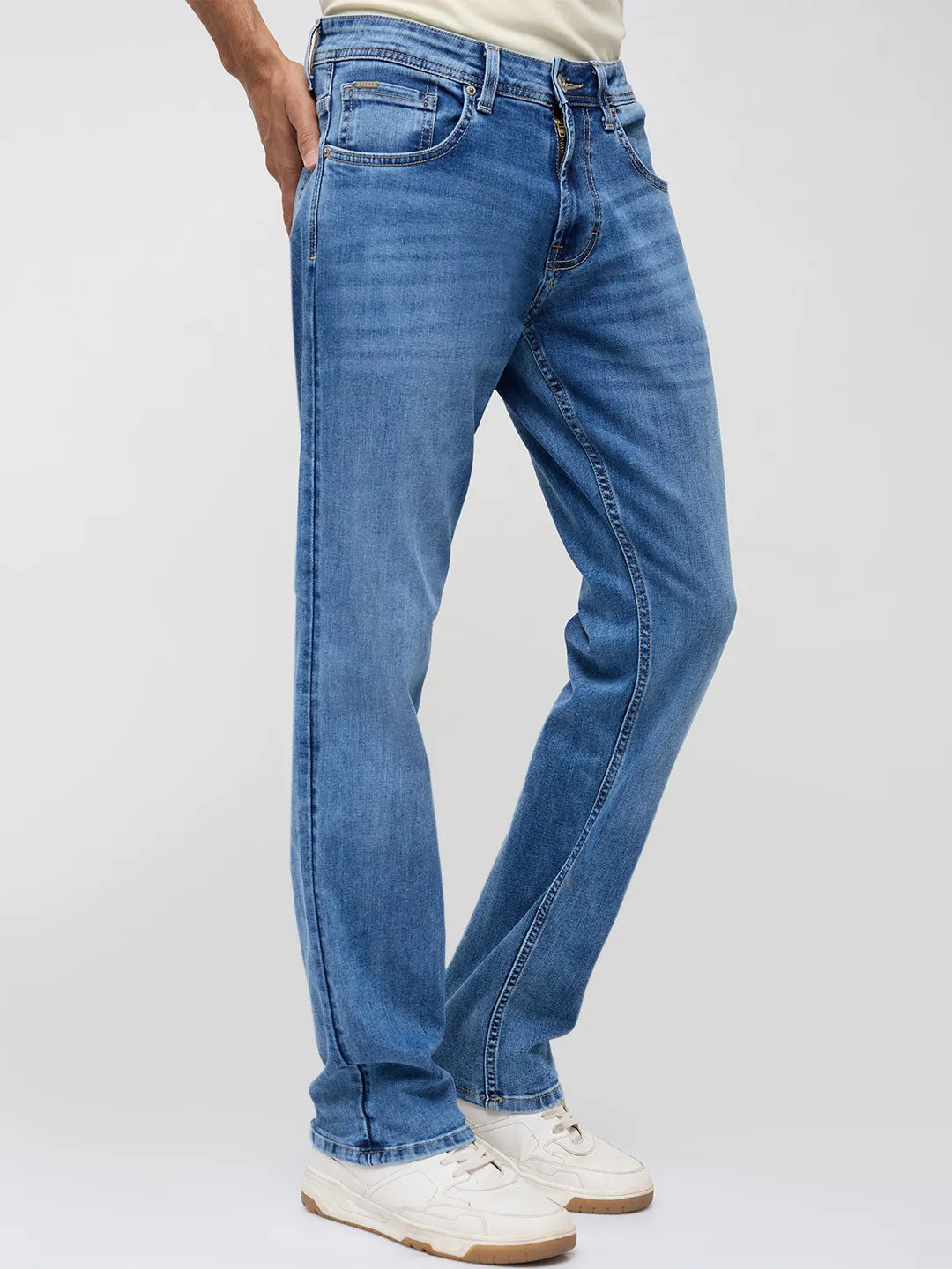 Men Ricardo Jeans Comfort Fit Light Blue Mid Rise