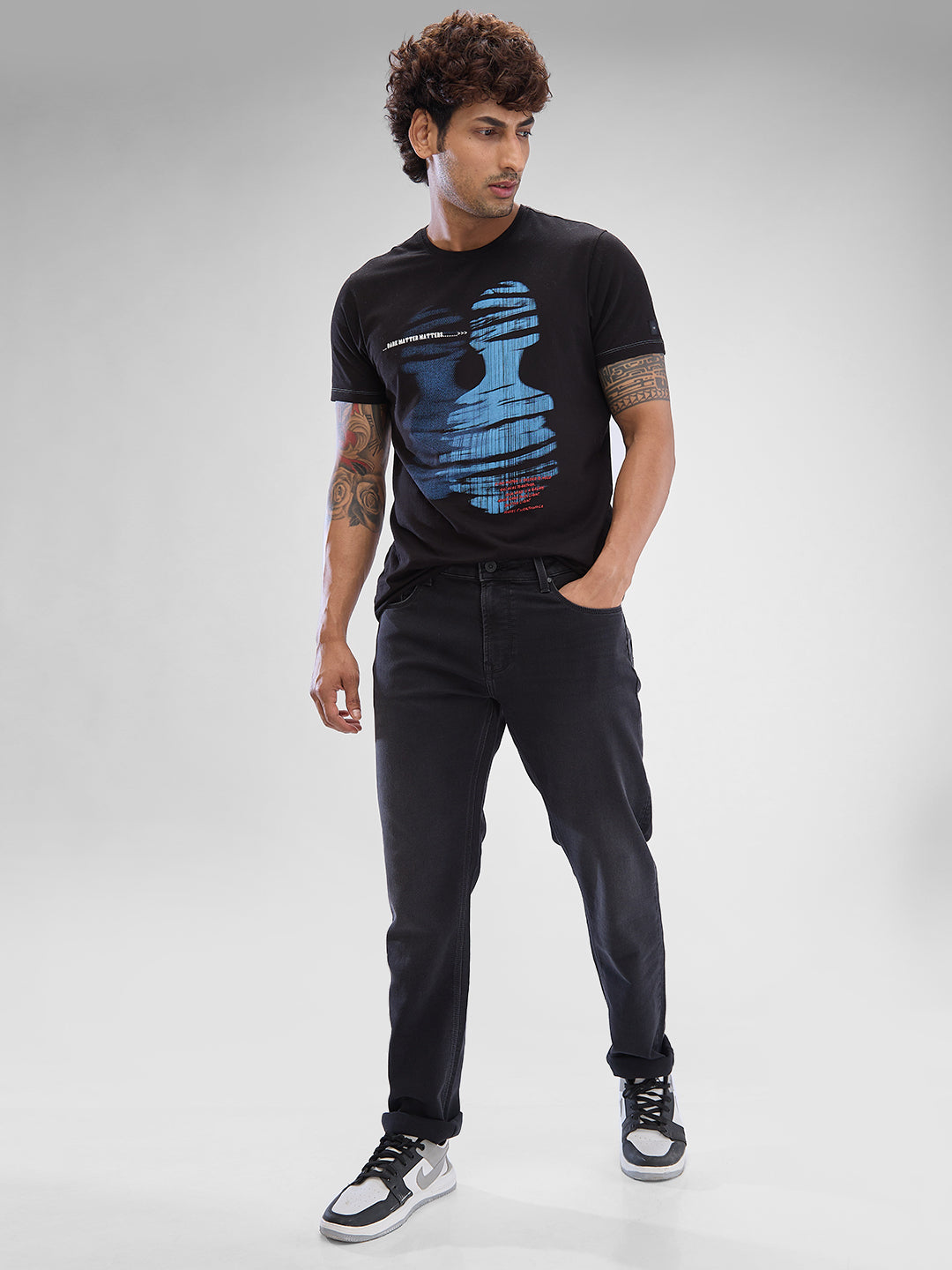 Spykar Charcoal Black Regular Jeans For Men