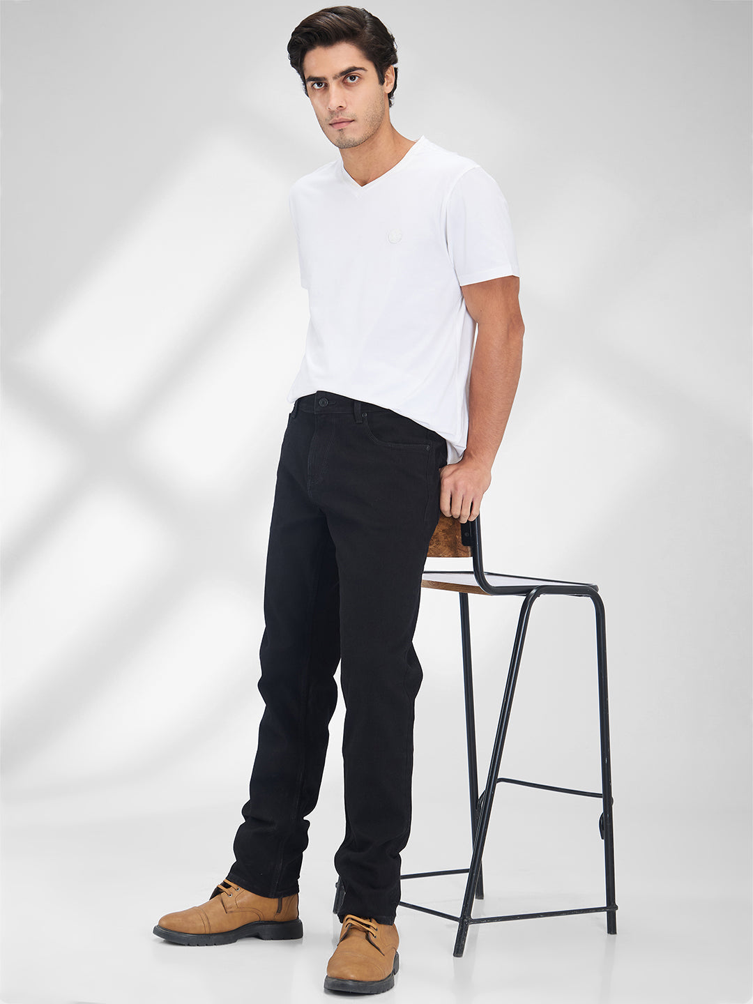 Spykar Black Comfort Fit Mid Rise Jeans For Men