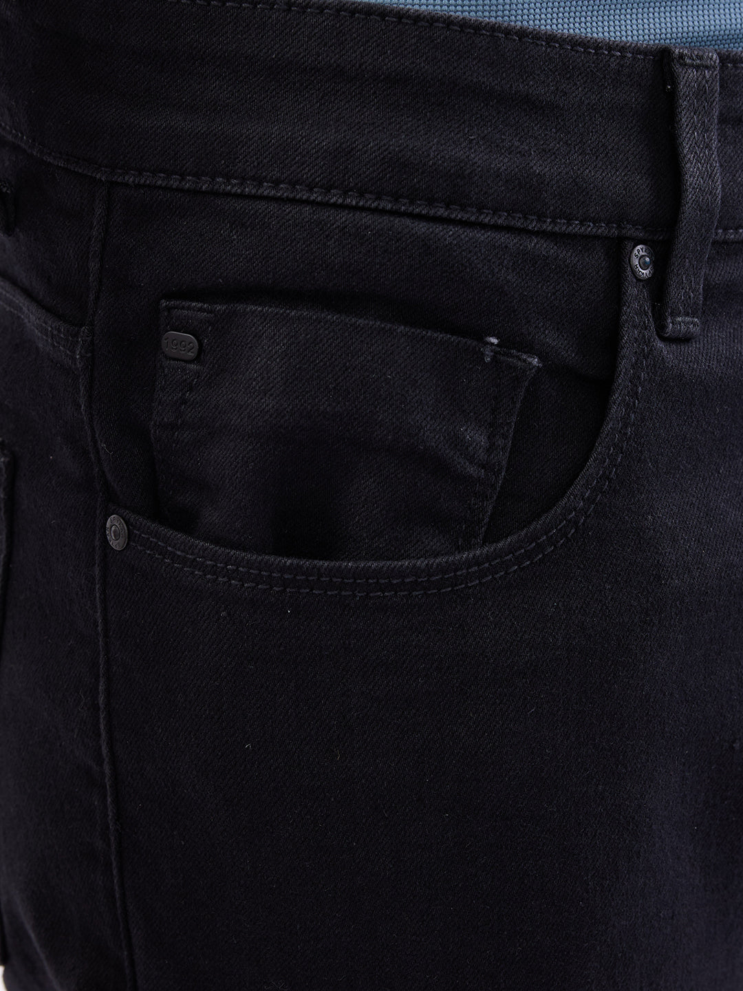 Spykar Black Mid Rise Comfort Fit Casual Jeans For Men