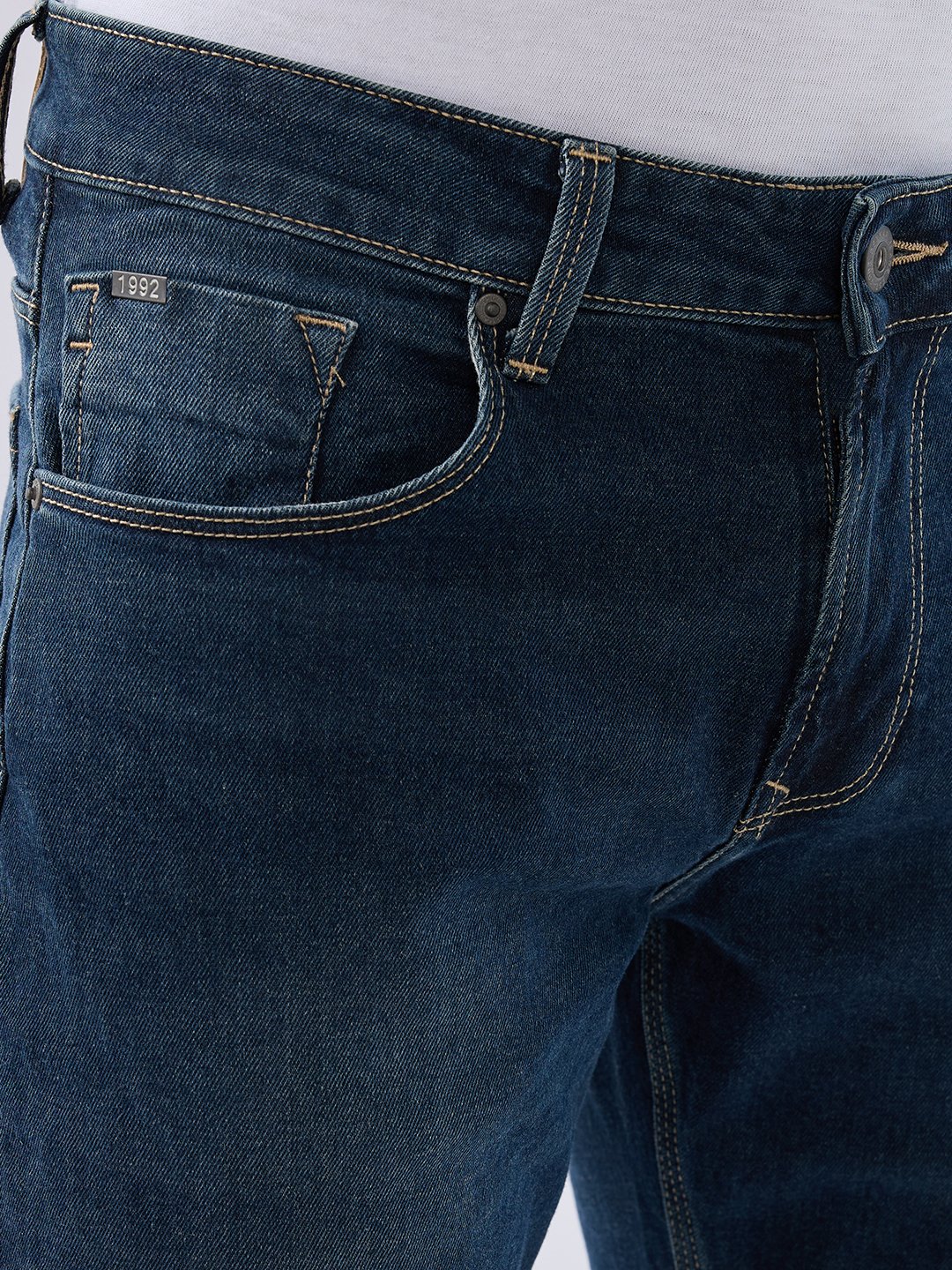 Spykar Vintage Blue Comfort Fit Mid Rise Jeans For Men