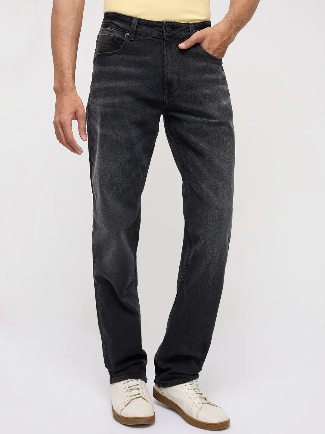 Men Ricardo Jeans Comfort Fit Black Mid Rise