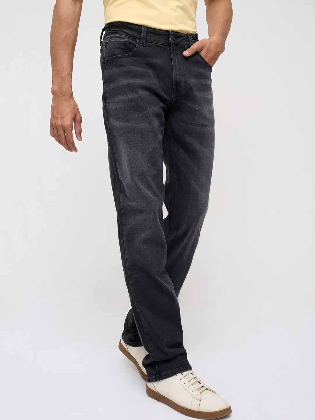 Men Ricardo Jeans Comfort Fit Black Mid Rise