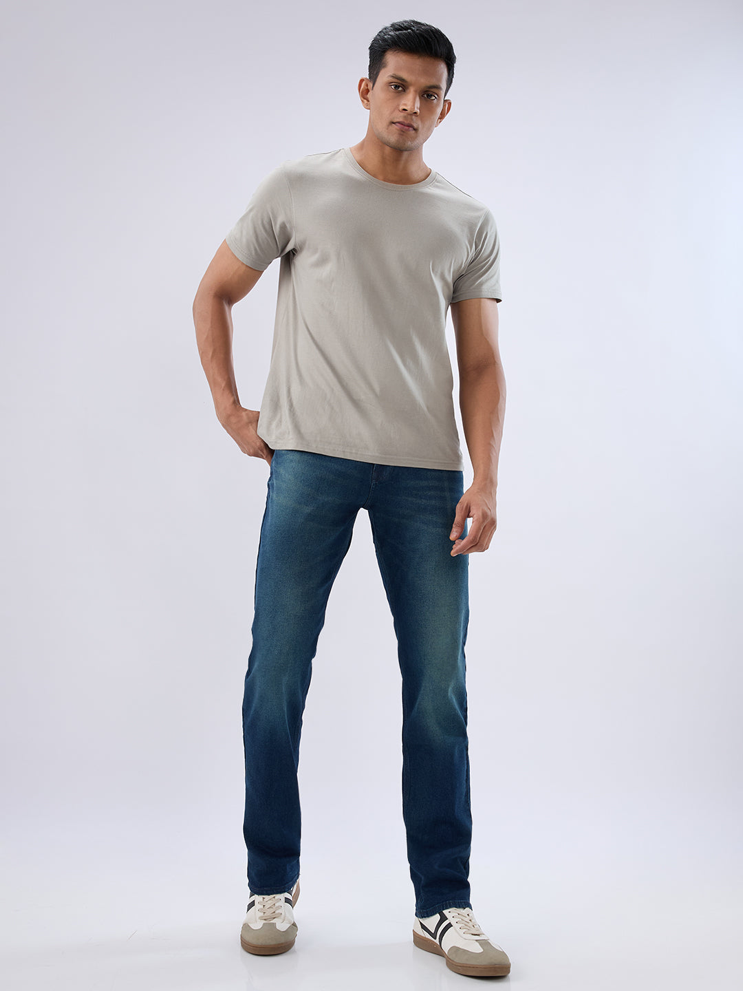 Spykar Vintage Blue Comfort Fit Mid Rise Jeans For Men