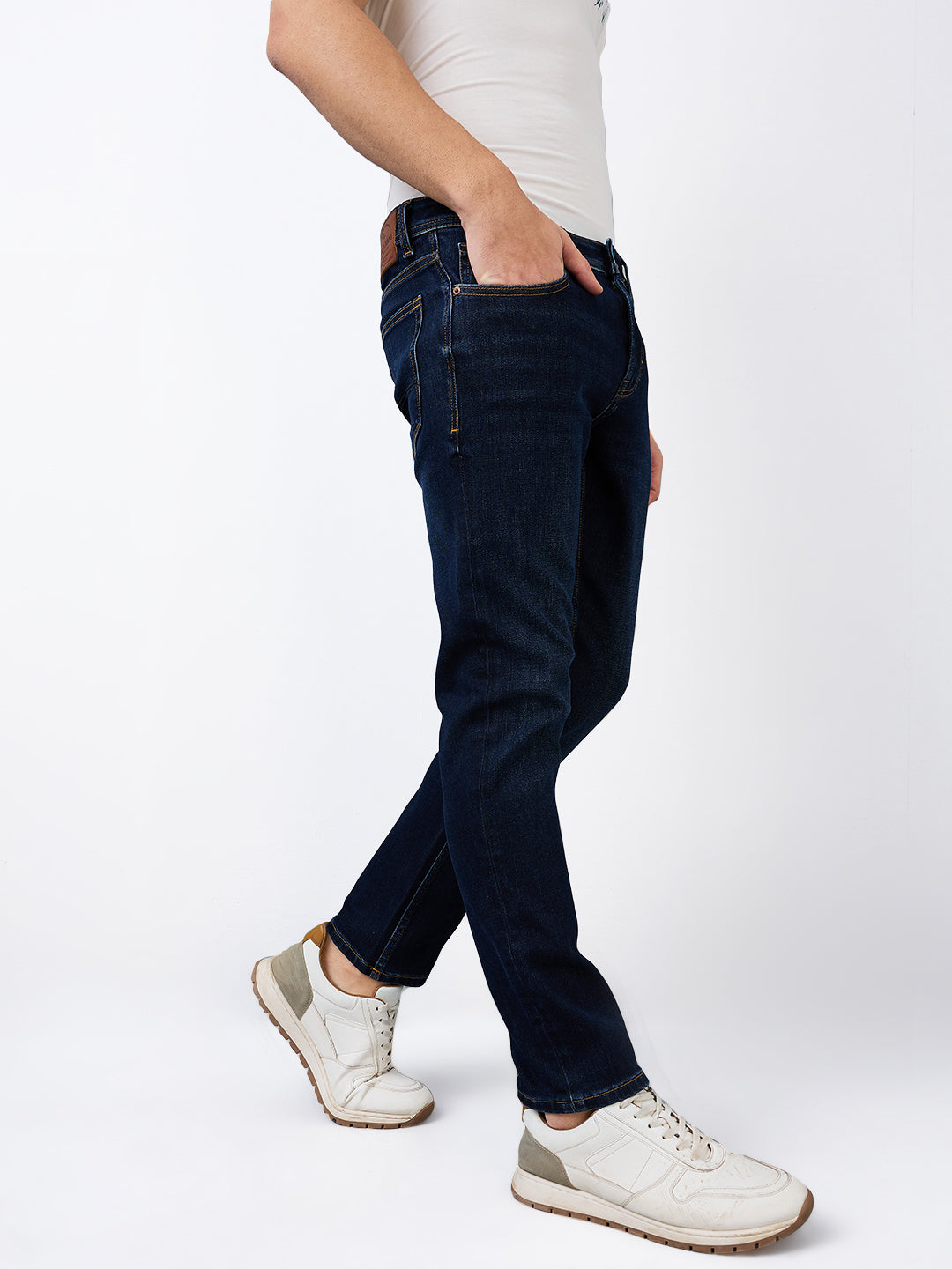 Spykar Regular Fit Mid Rise Cotton Jeans For Men