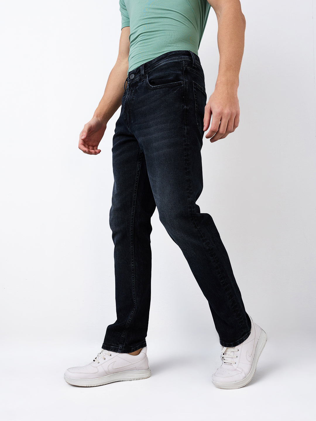 Spykar Regular Fit Mid Rise Cotton Jeans For Men