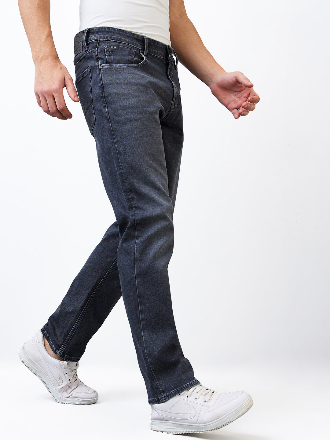 Spykar Regular Fit Mid Rise Cotton Jeans For Men