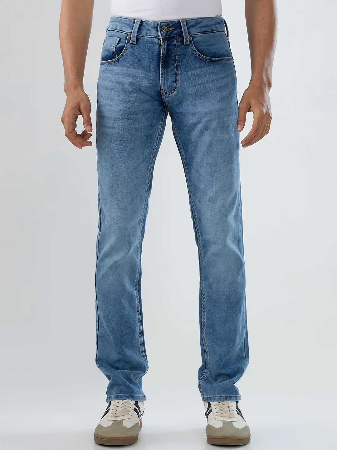 Men Mid Blue Solid Regular Fit Mid Rise Jeans