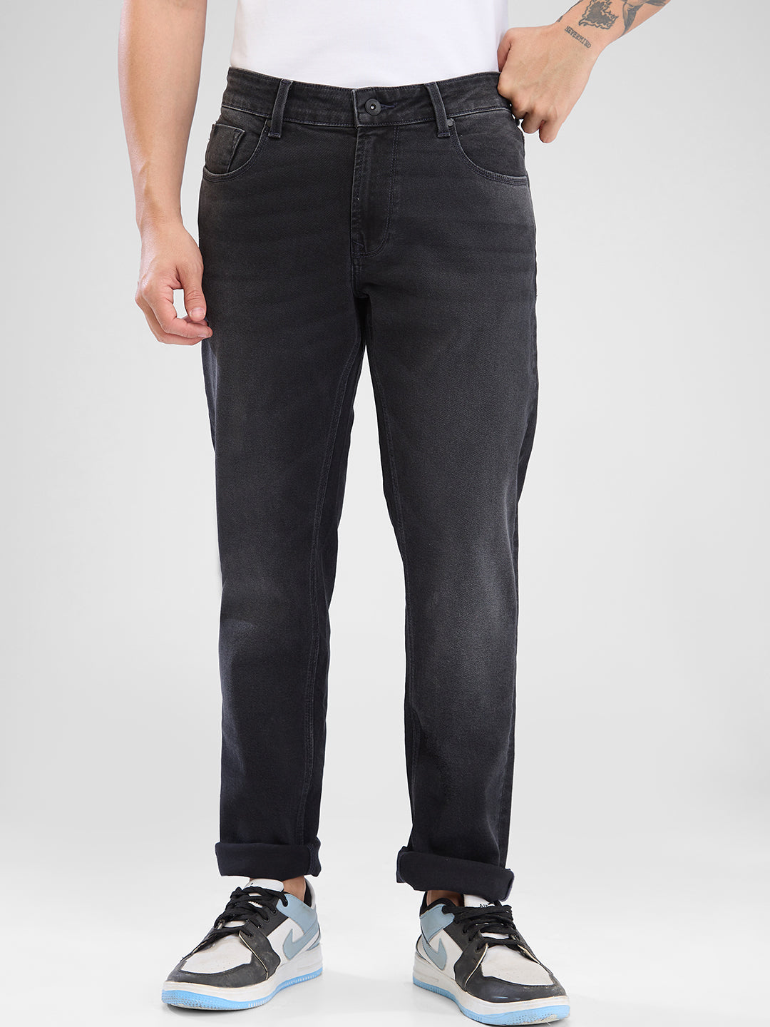 Spykar Carbon Black Regular Jeans For Men