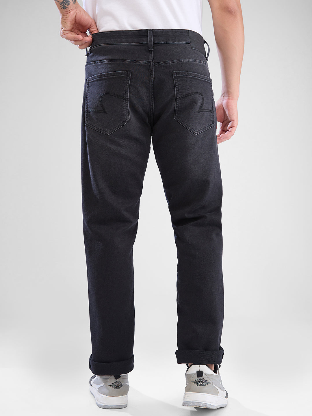 Spykar Charcoal Black Regular Jeans For Men