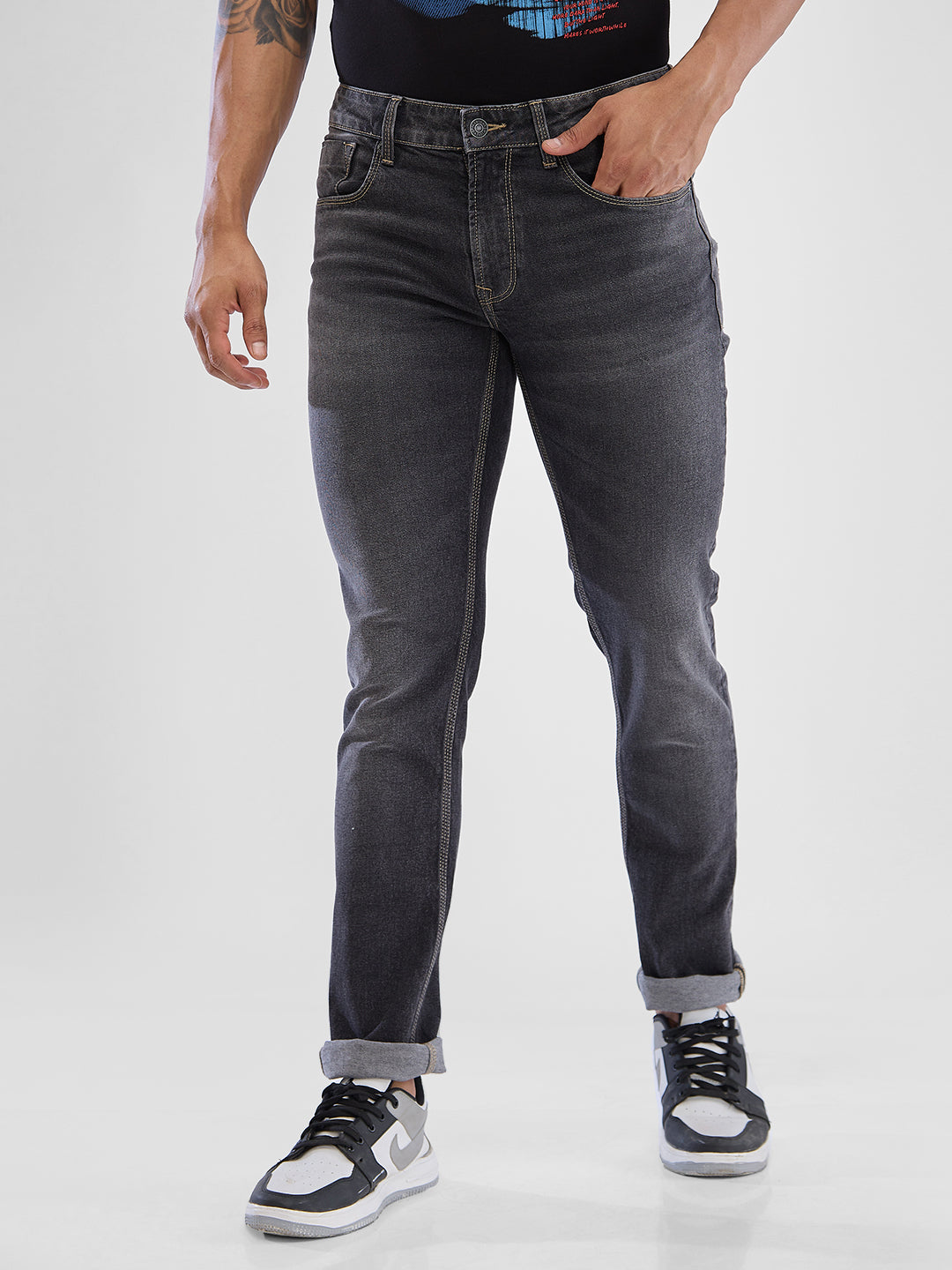 Spykar Charcoal Black Regular Jeans For Men