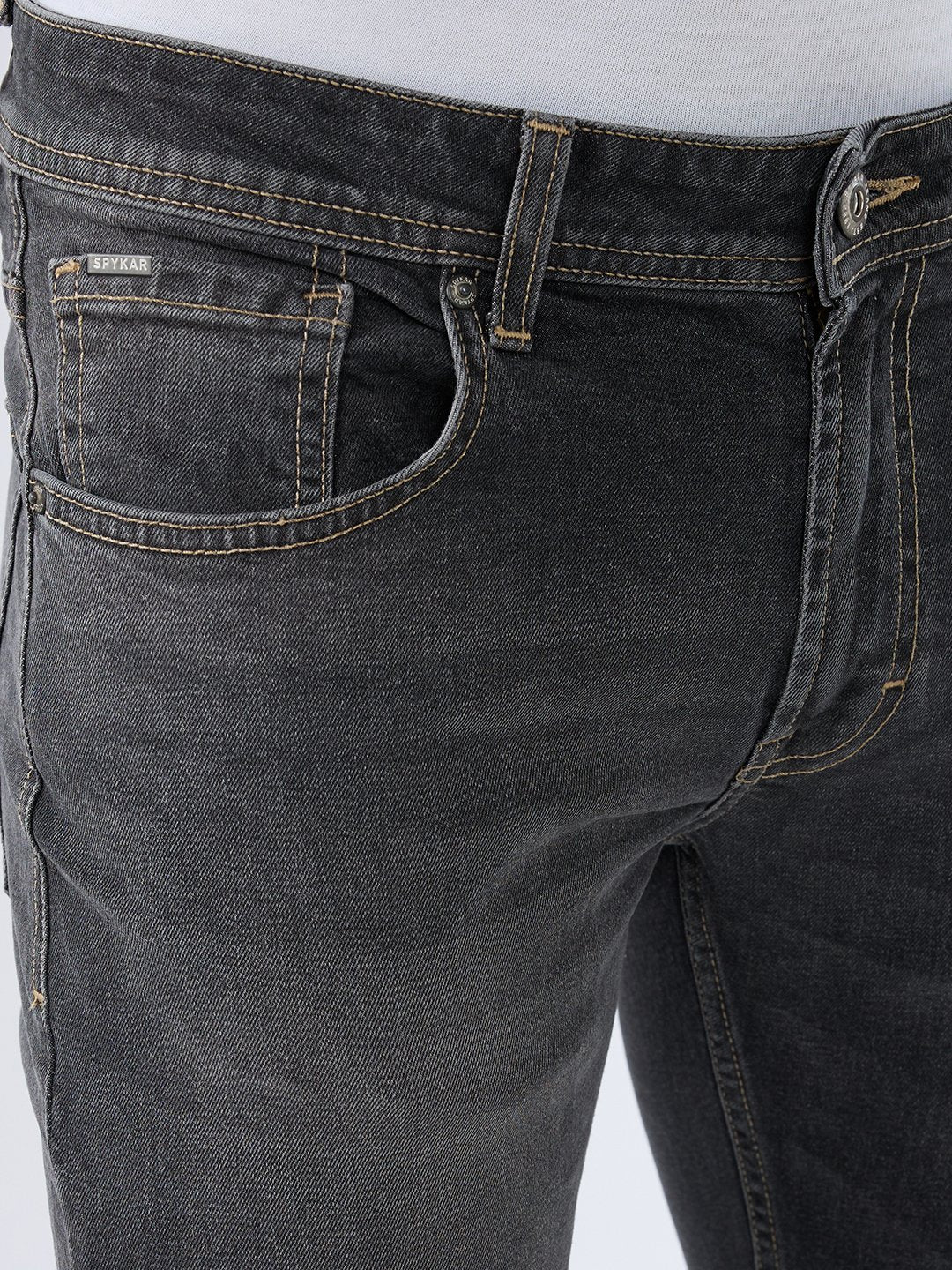 Spykar Charcoal Black Regular Fit Mid Rise Jeans For Men