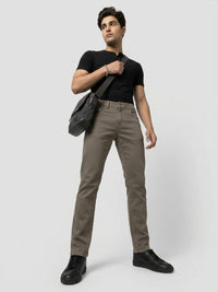 Men Rover Jeans Regular Fit Brown Mid Rise