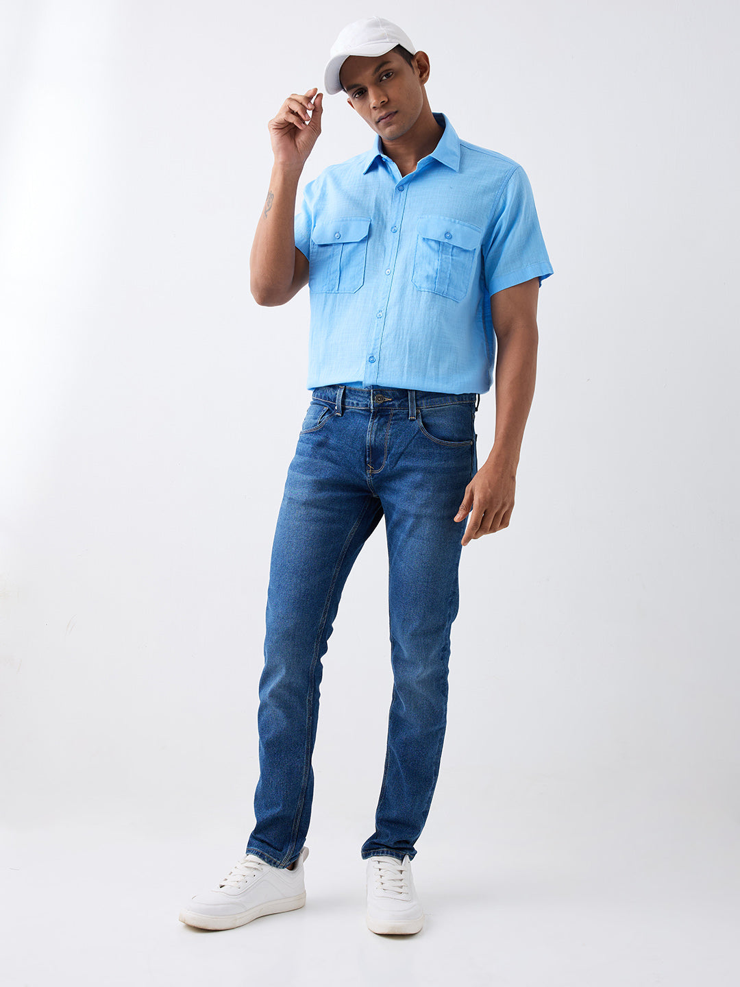 Spykar Mid Blue Low Rise Slim Fit Casual Jeans For Men