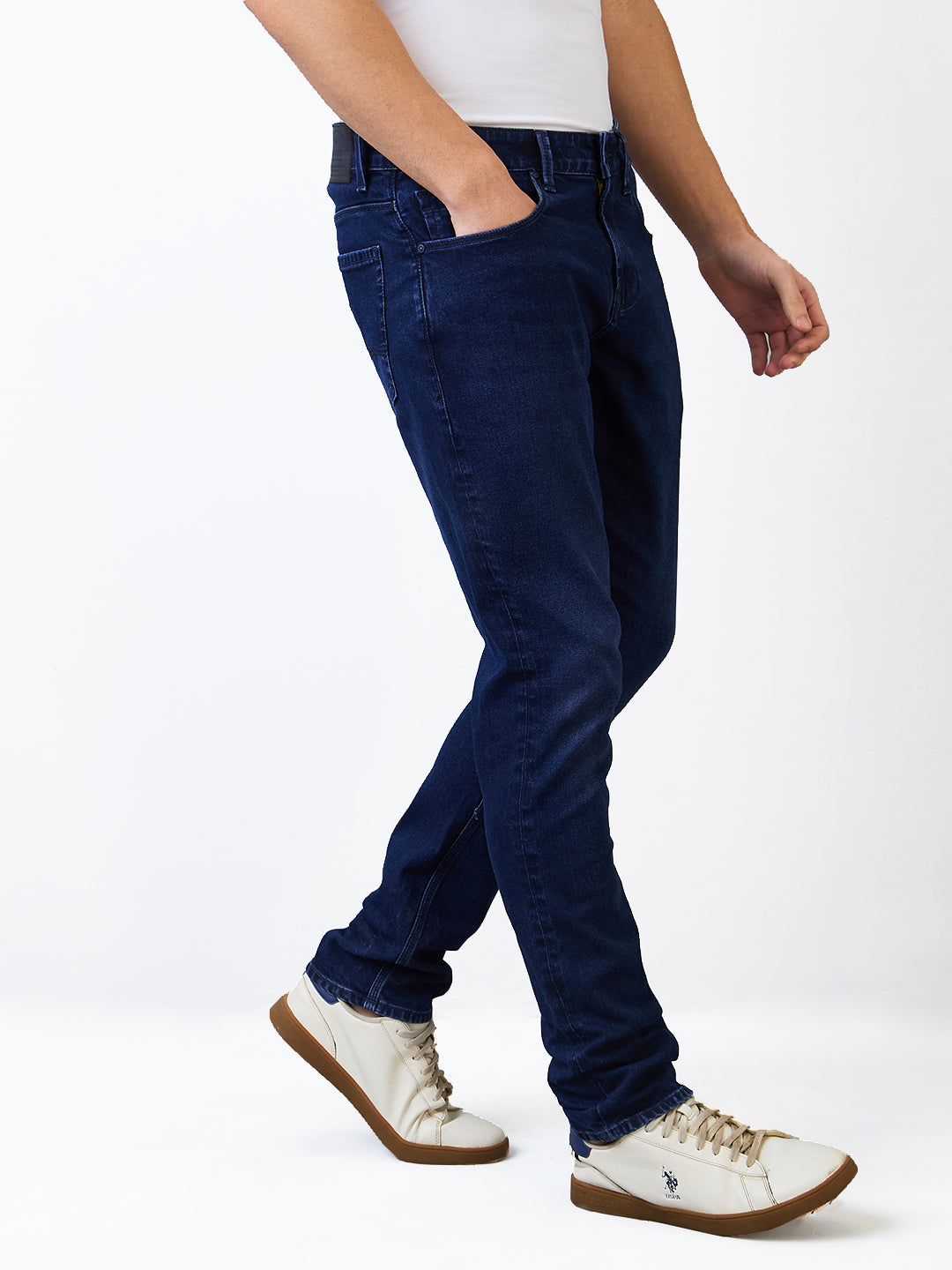 Spykar Slim Fit Low Rise Cotton Jeans For Men