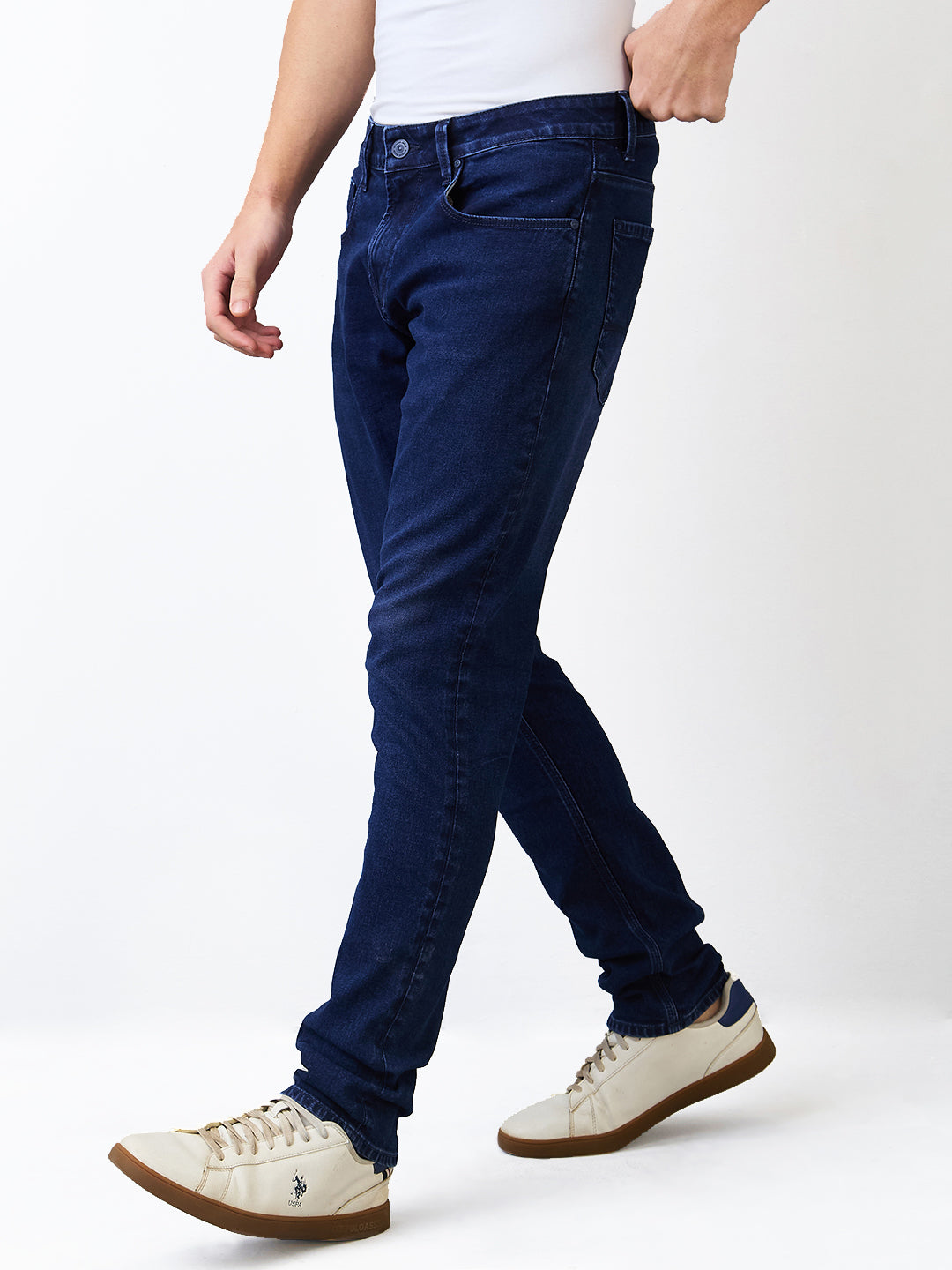 Spykar Slim Fit Low Rise Cotton Jeans For Men