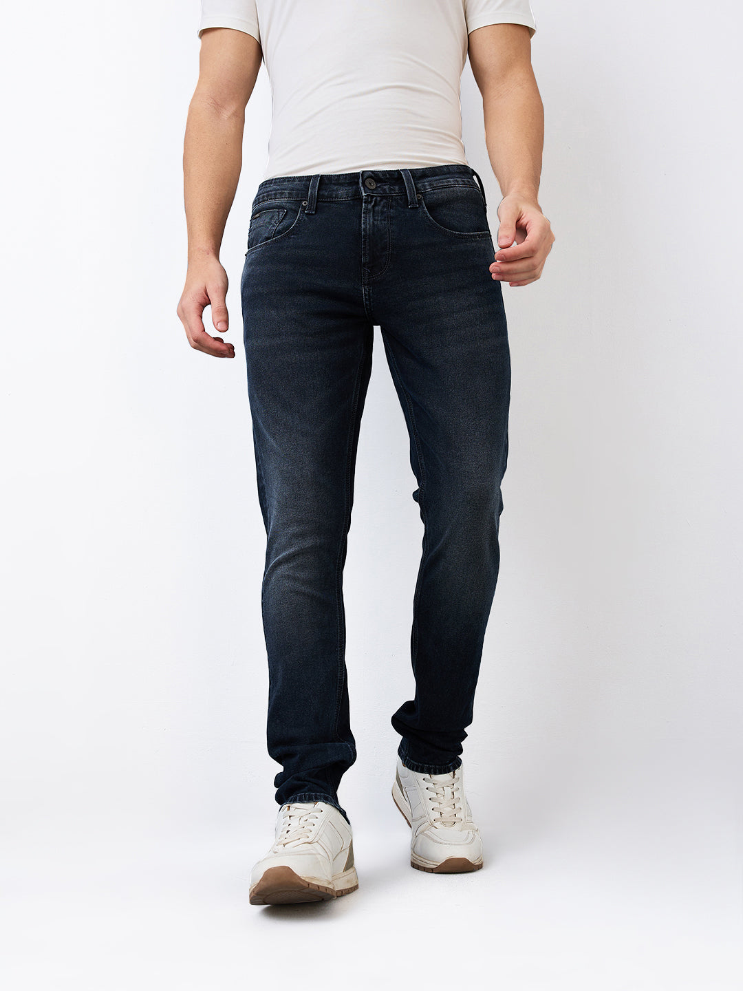 Spykar Slim Fit Low Rise Cotton Jeans For Men