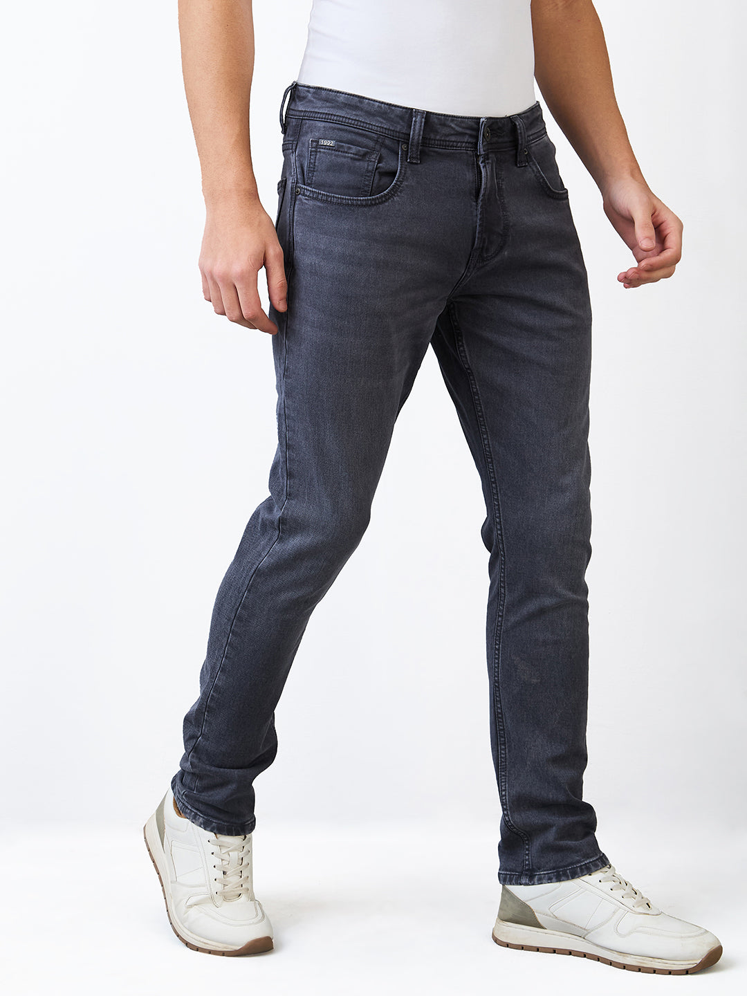 Spykar Slim Fit Low Rise Cotton Jeans For Men