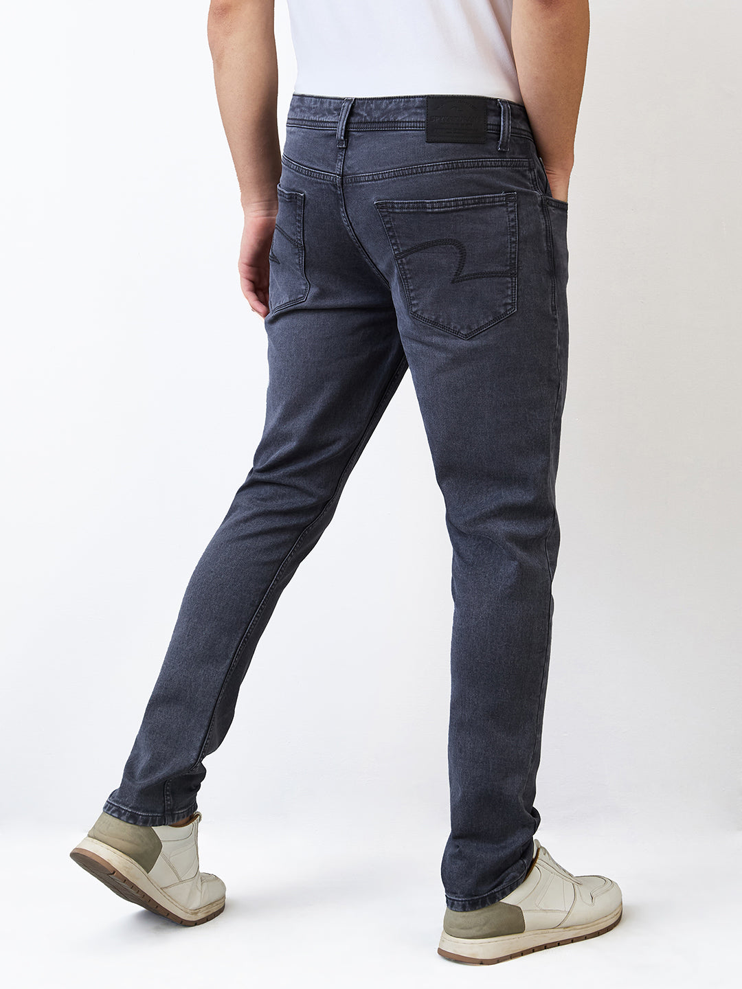 Spykar Slim Fit Low Rise Cotton Jeans For Men