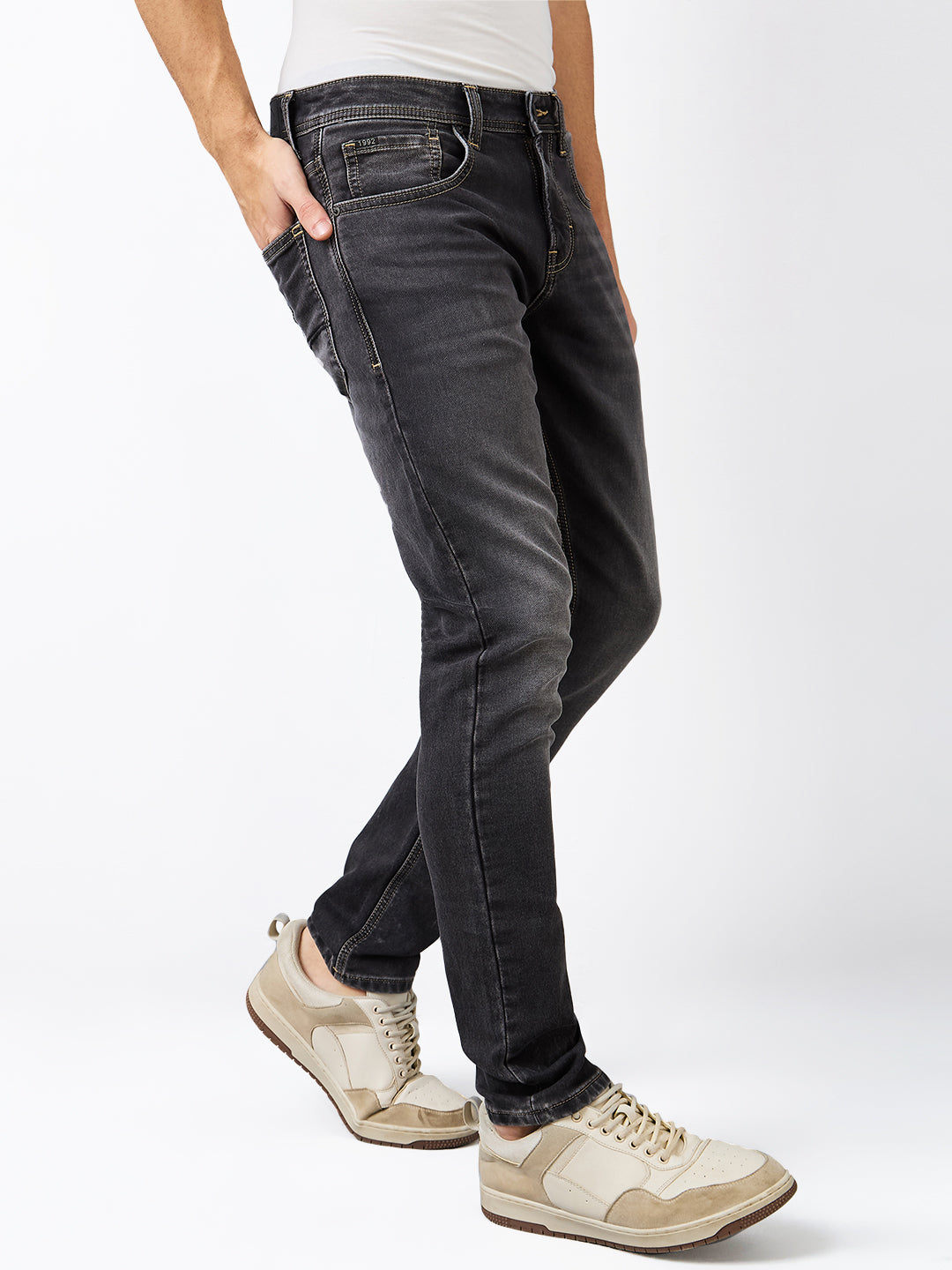 Spykar Slim Fit Low Rise Cotton Jeans For Men