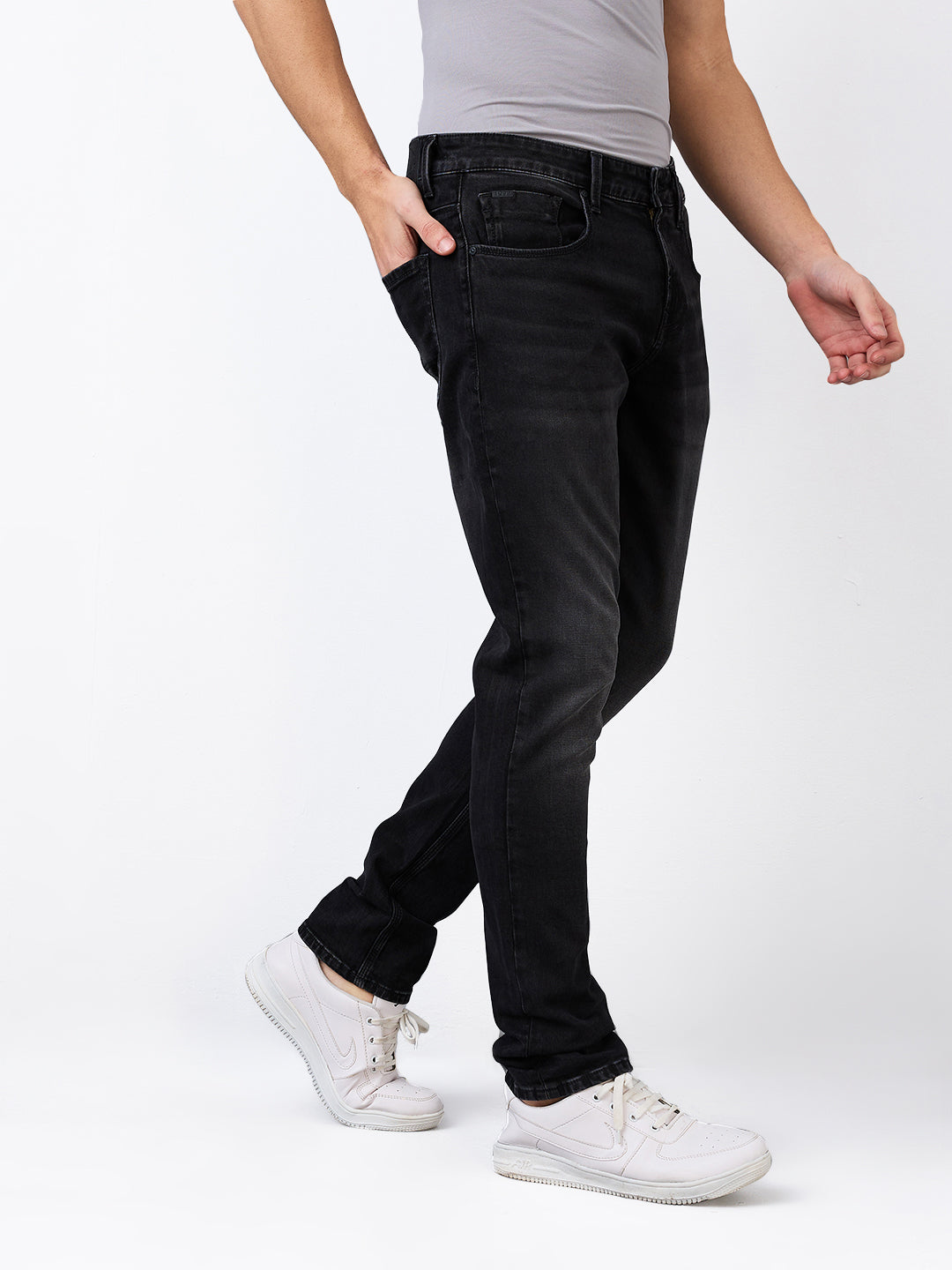 Spykar Slim Fit Low Rise Cotton Jeans For Men