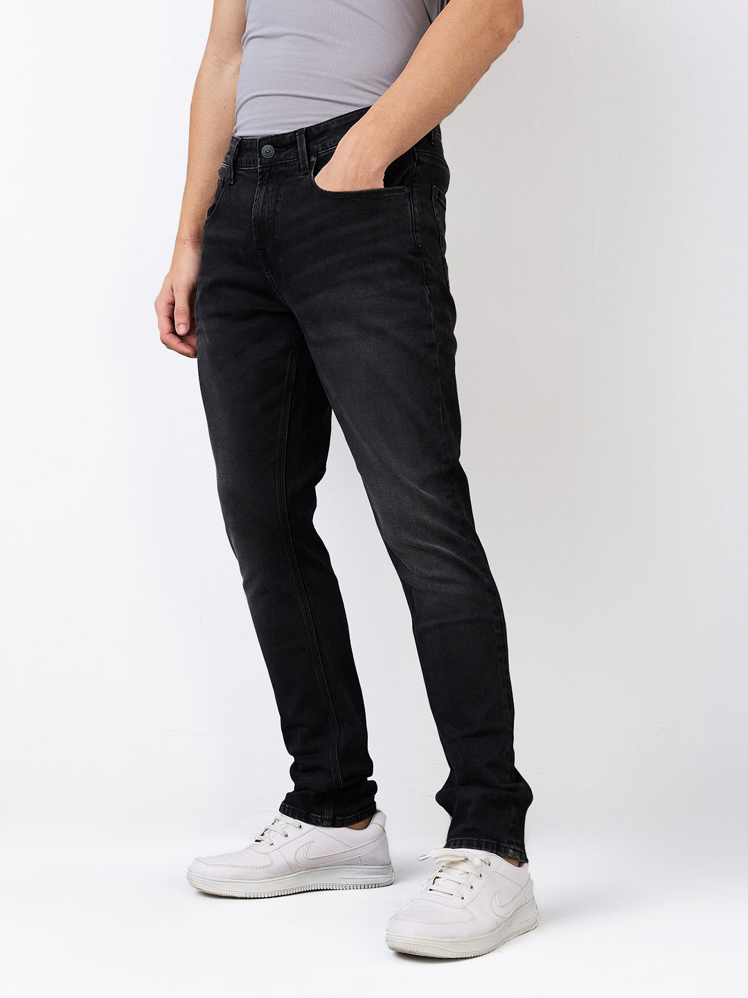 Spykar Slim Fit Low Rise Cotton Jeans For Men