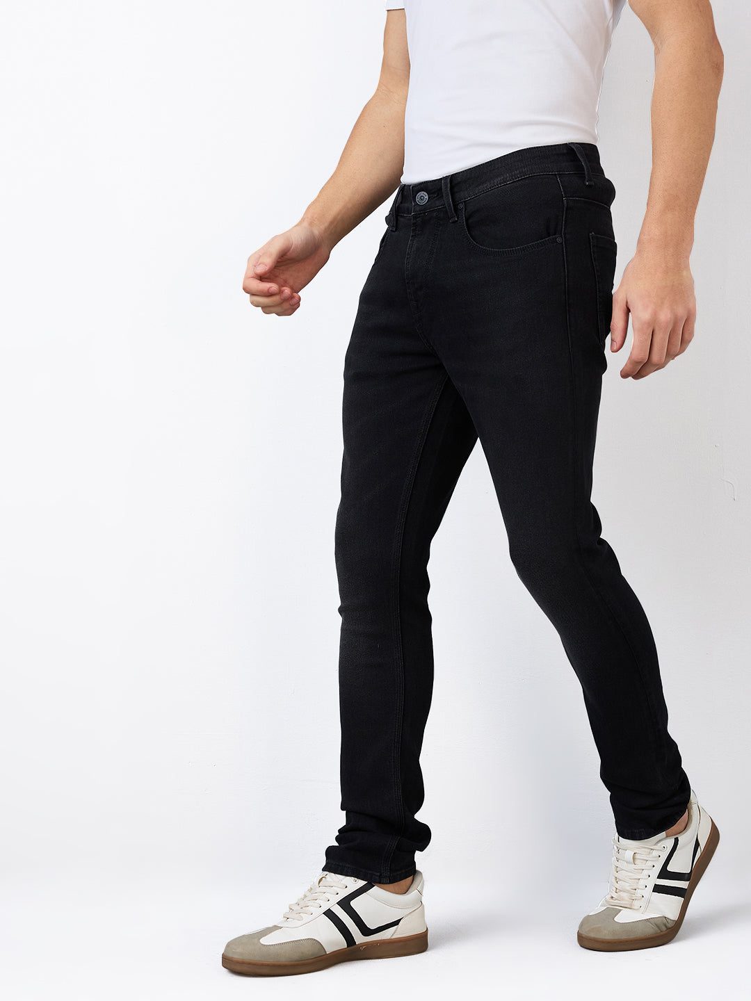 Spykar Slim Fit Low Rise Cotton Jeans For Men